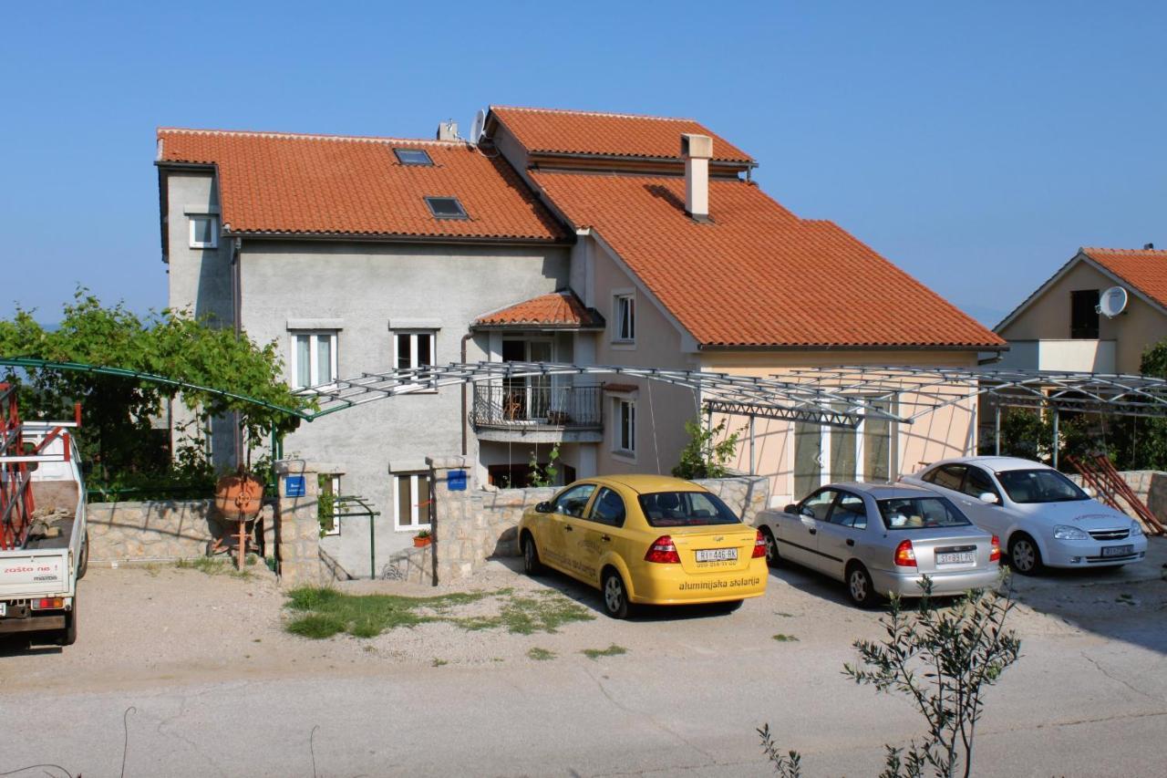 Apartments And Rooms With Parking Space Njivice, Krk - 5458 ภายนอก รูปภาพ