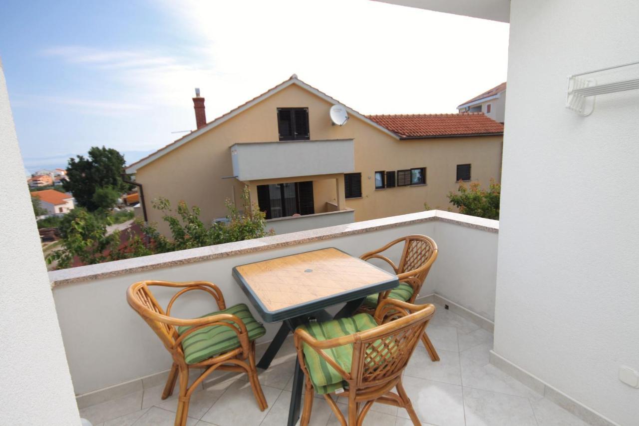 Apartments And Rooms With Parking Space Njivice, Krk - 5458 ภายนอก รูปภาพ