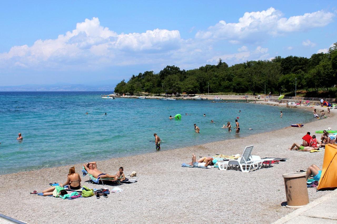 Apartments And Rooms With Parking Space Njivice, Krk - 5458 ภายนอก รูปภาพ